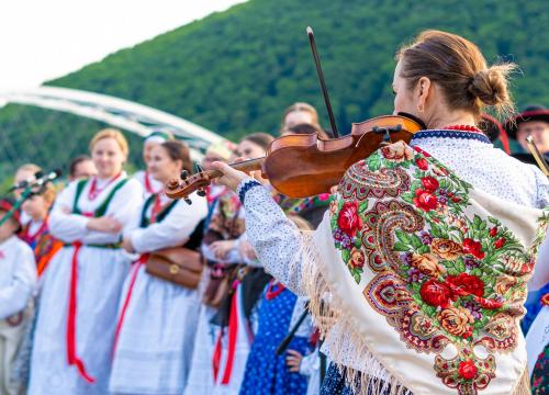 ZIELONE ŚWIĄTKI –&nbsp;SOBÓTKA NAD SOŁĄ